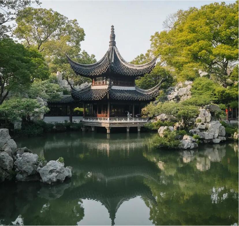 鹤山书雪餐饮有限公司